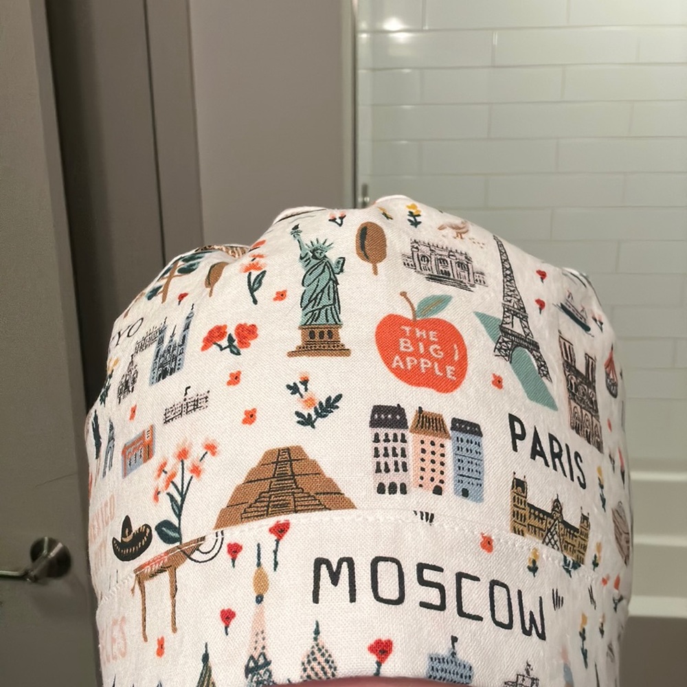 Travel scrub cap